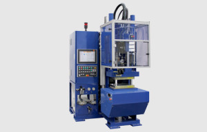 plastic injection moulding machine